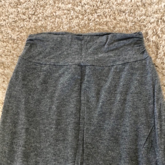 Bobeau gray jersey pencil skirt - Picture 3 of 5